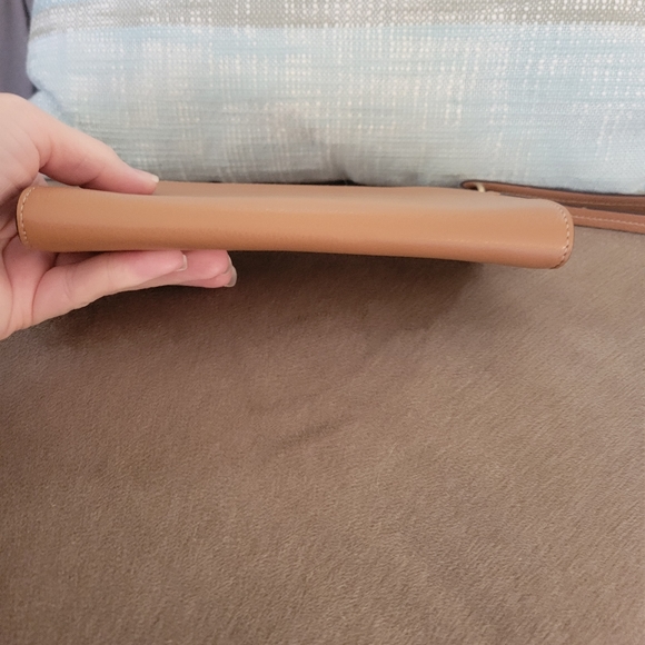 Halogen Nordstrom Pebbled Leather Wristlet Purse Wallet Tan - Picture 11 of 11